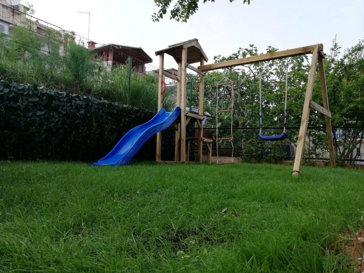 Family Apartment Ingrid Пула Екстериор снимка
